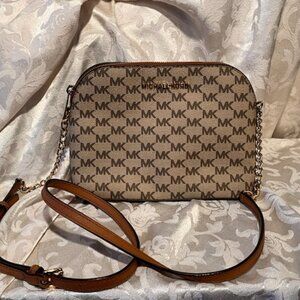 Michael Kors Jet Set Dome Crossbody Bag – Signature MK Brown/Tan